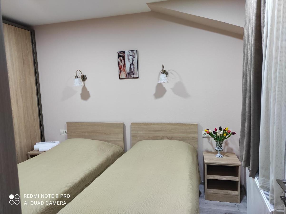 Апартаменти Family Apartament Тбілісі Екстер'єр фото