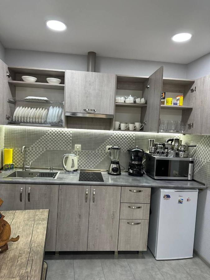 Апартаменти Family Apartament Тбілісі Екстер'єр фото