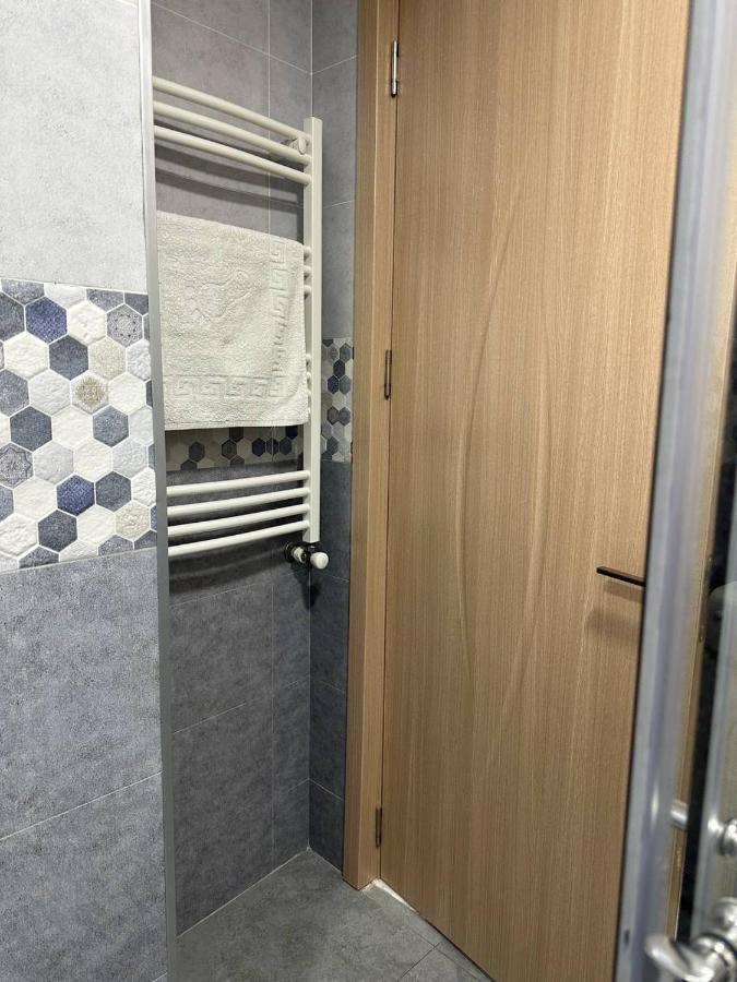 Апартаменти Family Apartament Тбілісі Екстер'єр фото