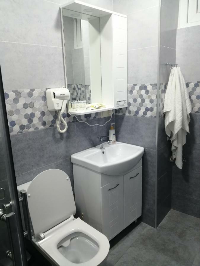 Апартаменти Family Apartament Тбілісі Екстер'єр фото