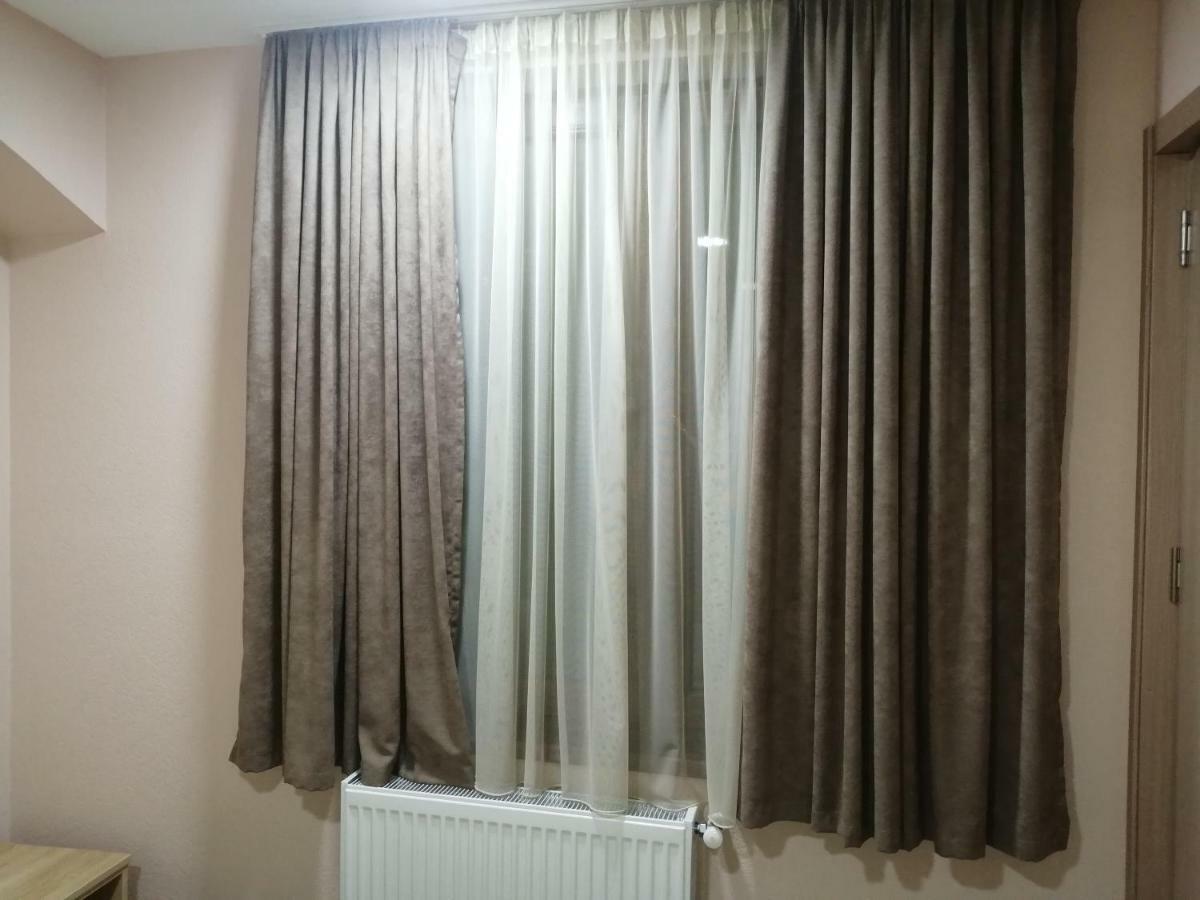 Апартаменти Family Apartament Тбілісі Екстер'єр фото